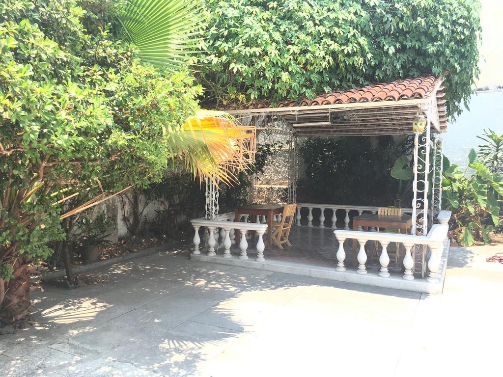 ホテル Casa Alsacia グアダラハラ エクステリア 写真